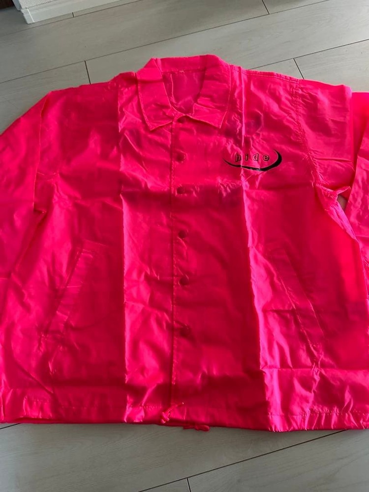 hide BEST PSYCHOMMUNITY STAFF jacket