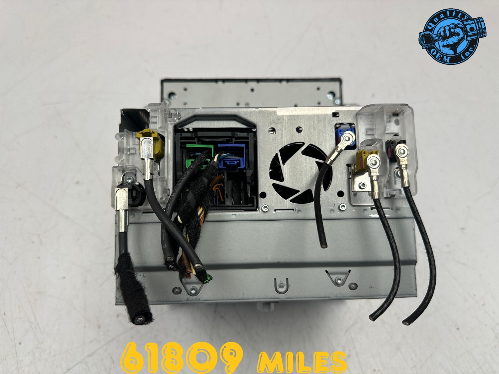 2015-2016 PORSCHE MACAN CD RADIO RECEIVER NAVI DISPLAY SCREEN MONITOR OEM 61 kmi