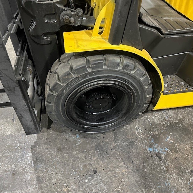 2020 Yale GLP060VX 6000lb Used Forklift Sideshift Fork Positioner 4543 Hours