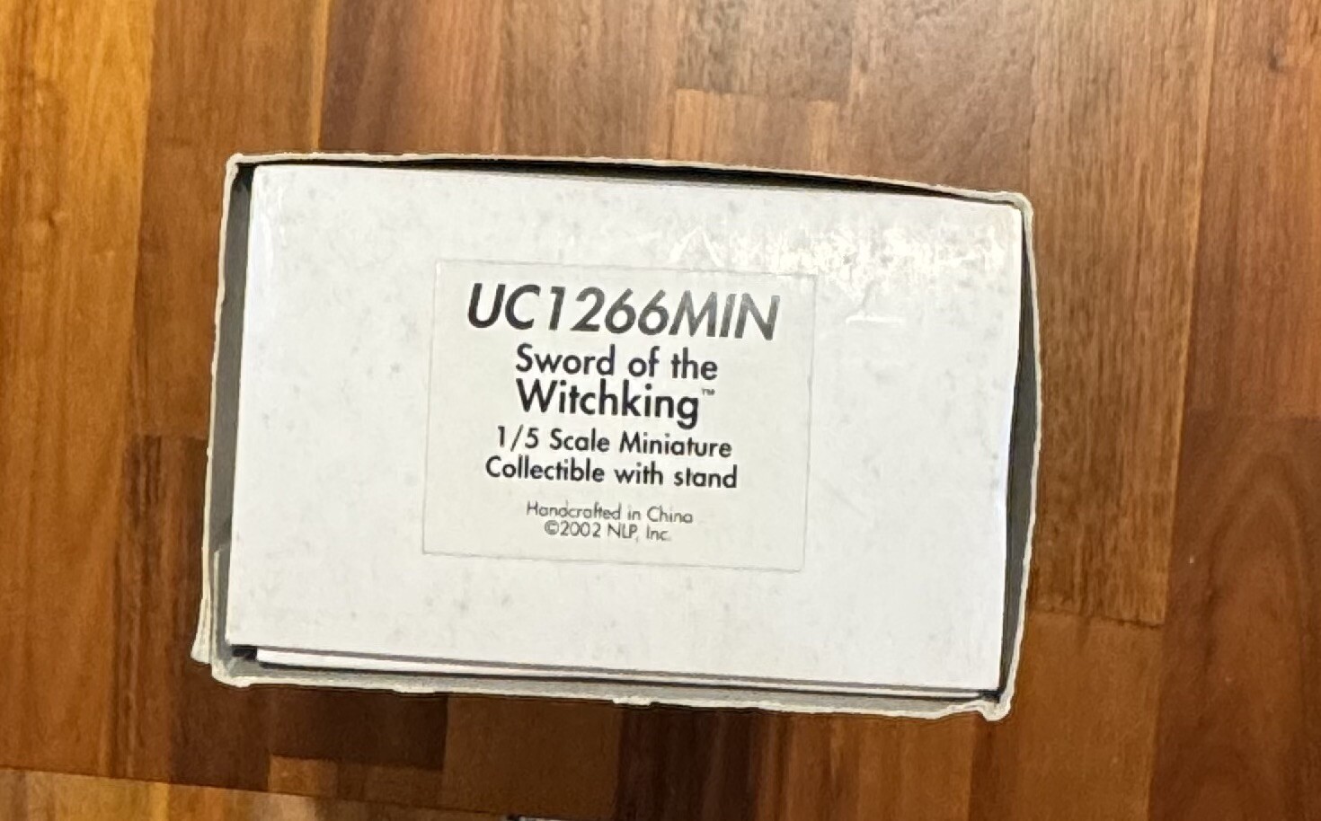 United Cutlery Lord Of The Rings Sword Of The Witchking 1/5 Sword UC1266MIN