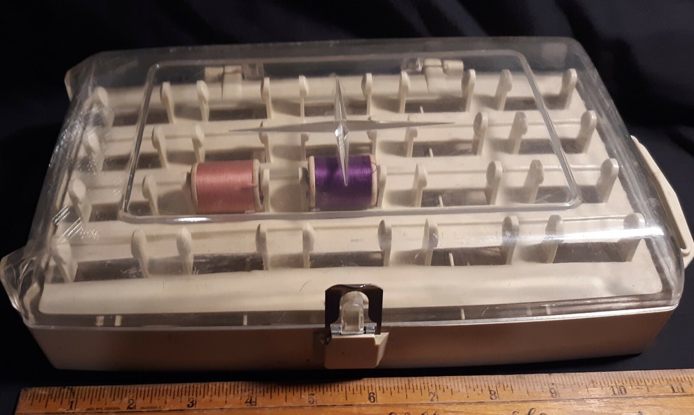 AVANT Thread & Notions Storage Caddy Vintage Folding Compact For Small Spools