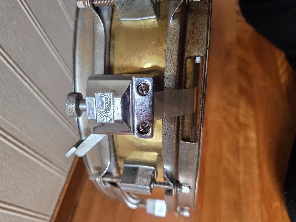 Pearl Brass Shell Snare Drum