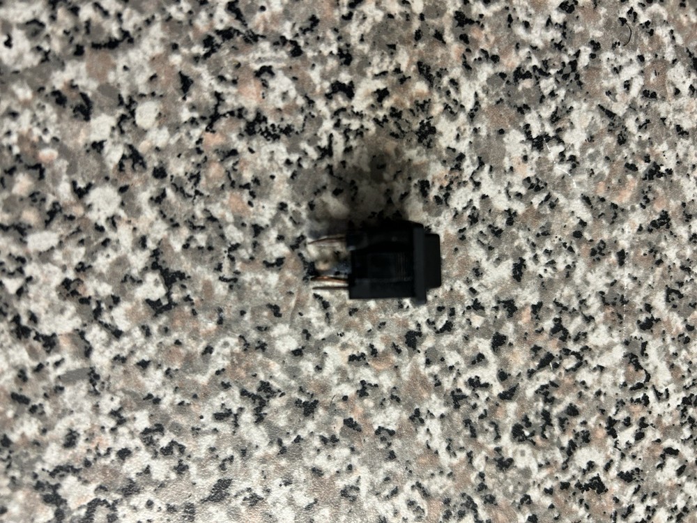 Roland Xp80/xp60/xp50 On/Off Switch.