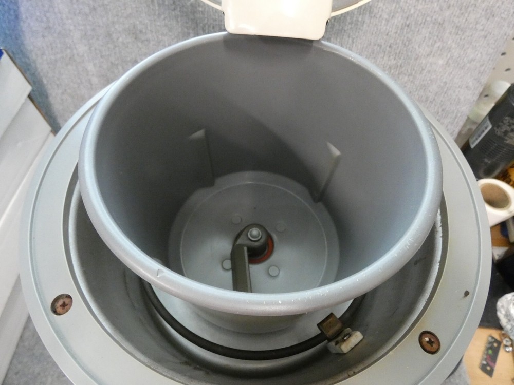 VINTAGE WELBILT R2D2 BREAD MACHINE ABM-100-3