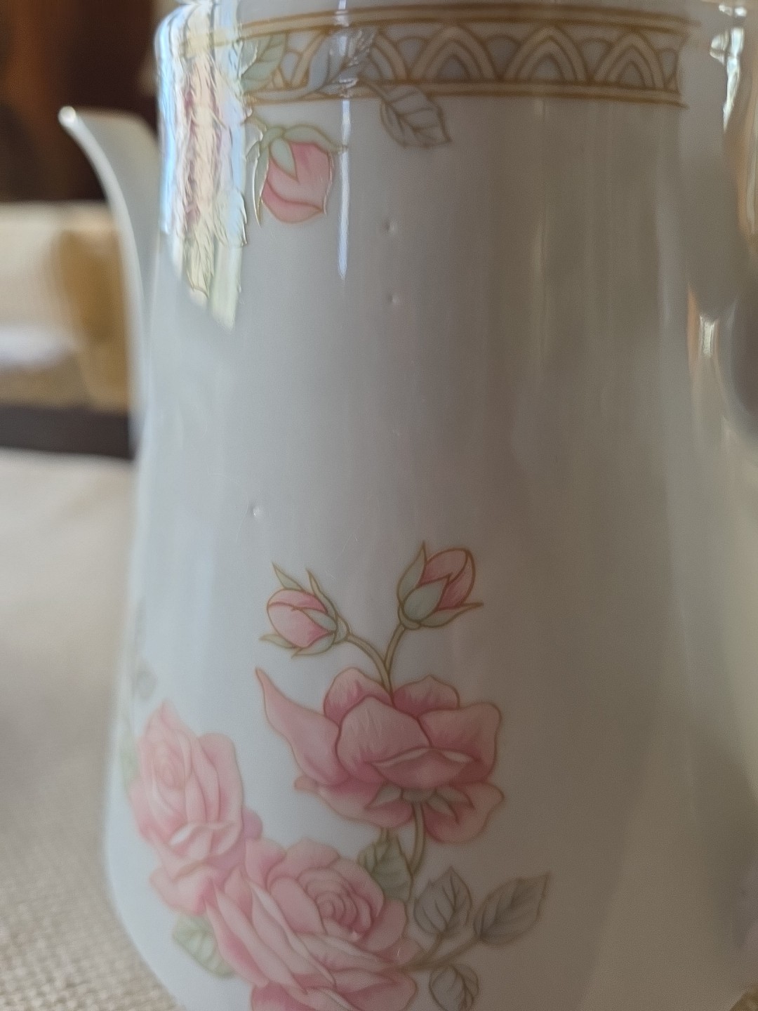 Crown Ming Fine Jian Shiang Christina Pattern Fine China Tea Pot, Sugar, Creamer