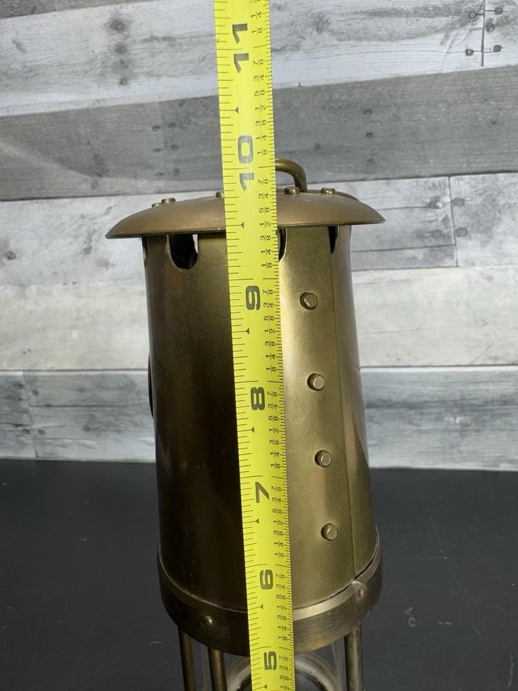 RARE MINERS LAMP, E THOMAS & WILLIAMS ABERDARE WALES