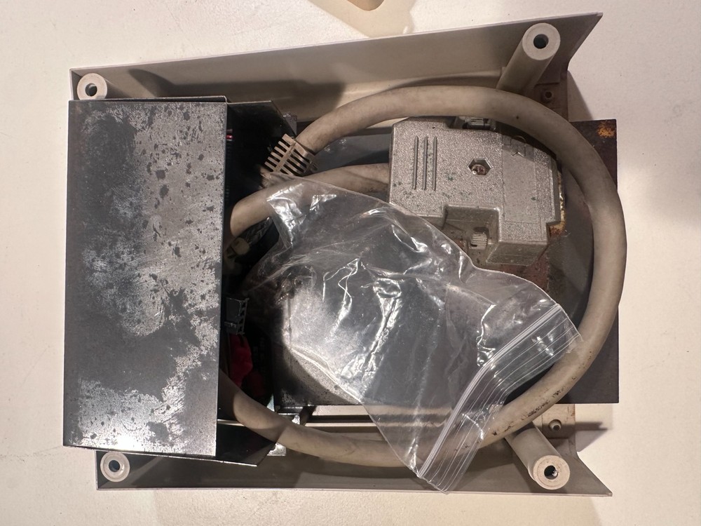 Commodore Amiga 1010 External Floppy Drive Enclosure CASING ONLY READ