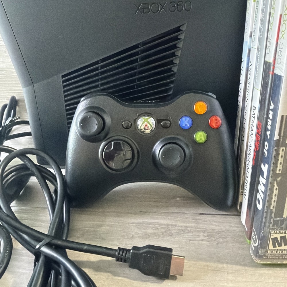 Microsoft Xbox 360 Slim S 4gb Console Bundle 5 Games Controller And Cords