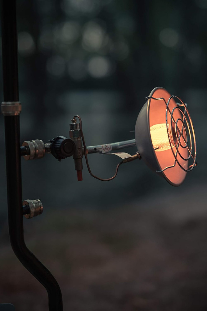 3 Outlet Distribution Post