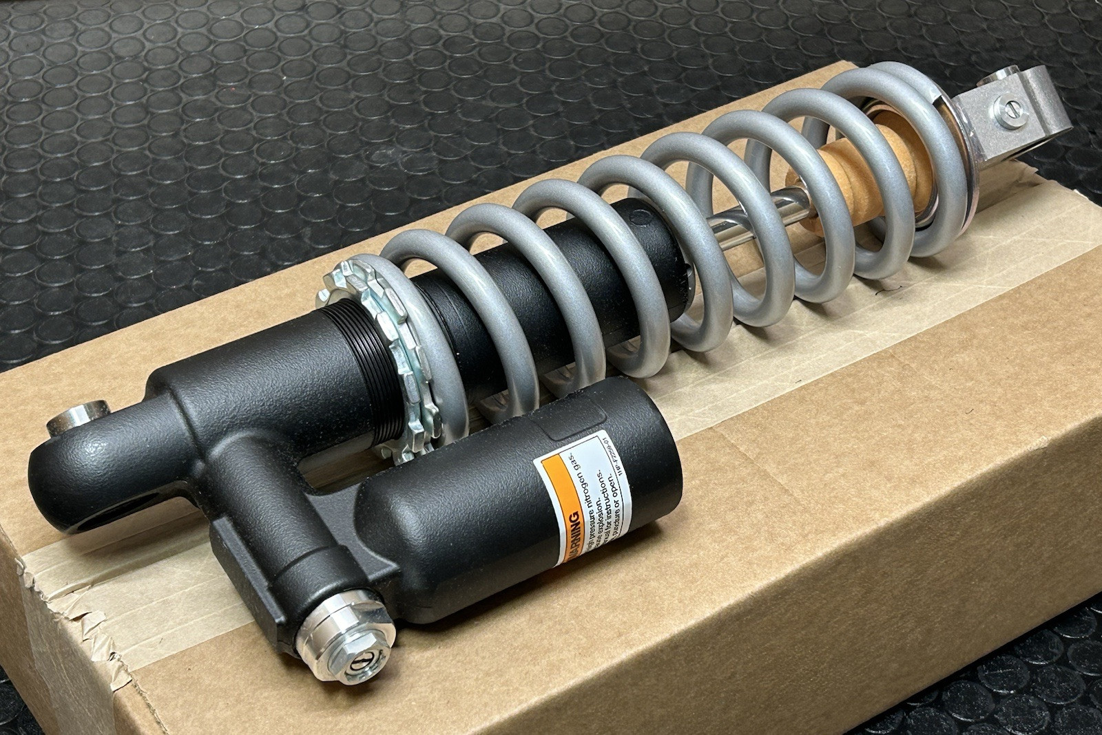 06-25 YAMAHA RAPTOR 700 REAR SHOCK OEM 700R SUSPENSION 🔥FAST SHIP🔥 "B"