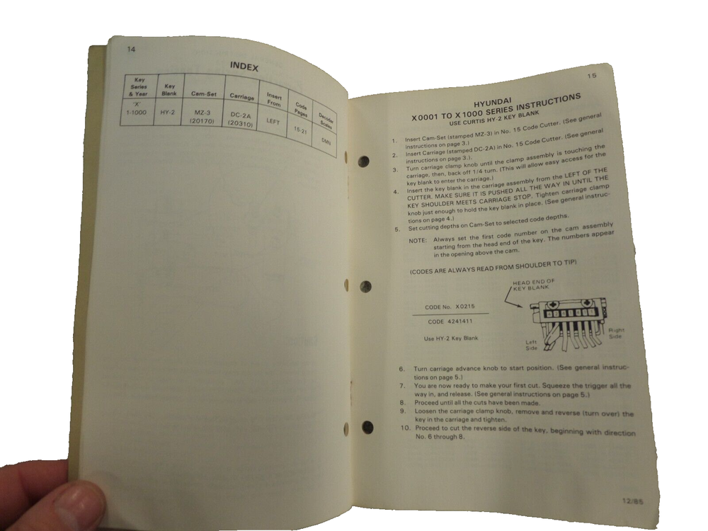 CURTIS HYUNDAI AUTO CODE BOOK USED GOOD SHAPE