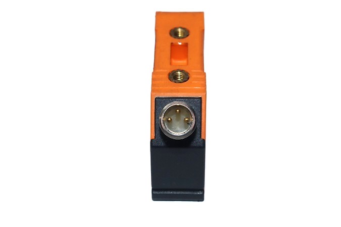 IFM IN5230 INDUCTIVE SENSOR IN-3002-BPKG/AS-610-T