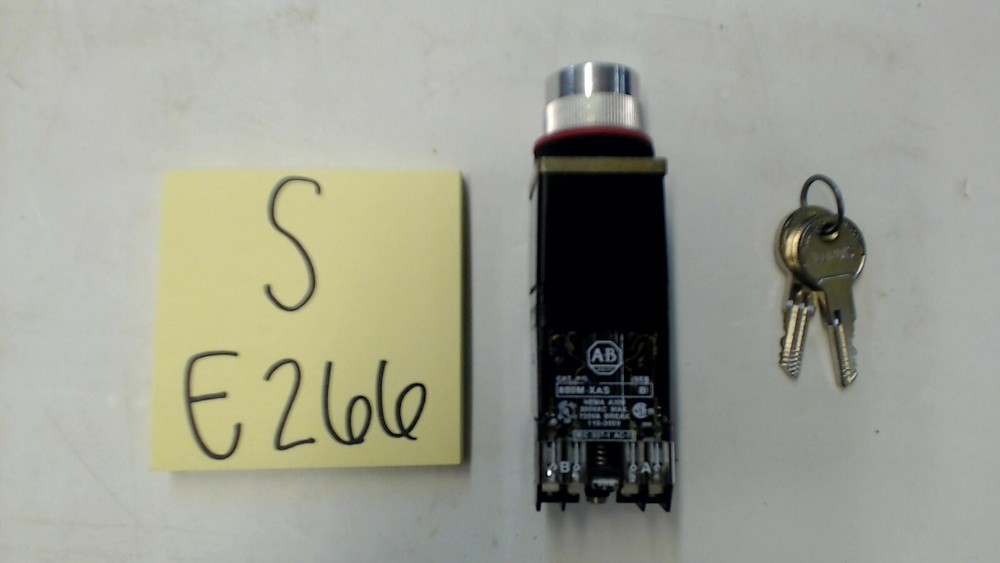 Allen Bradley 800MR-H31B A Switch with Keys