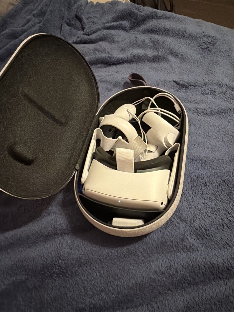 OCULUS QUEST 2 VR HEADSET 128GB MINT