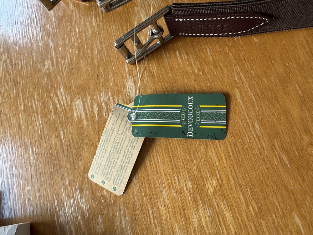 BNWT Devoucoux Allure Hunter Girth - 50" - 125 CM