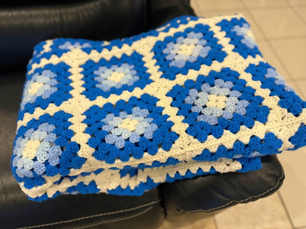 Granny Square Cottage Blanket Throw