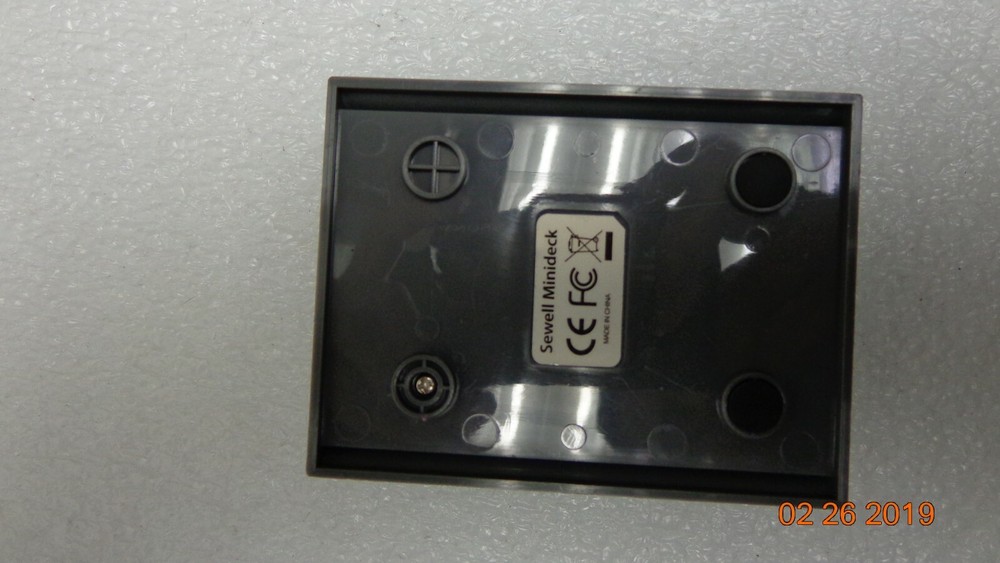 Sewell Minideck USB to DVI Adapter
