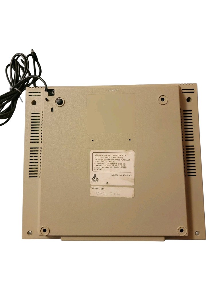 Atari 400 Computer System Untested. Great Condition!