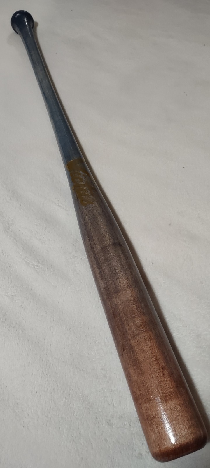 Victus 33.5"/31.5oz V-Cut Maple Wood Baseball Bat Natural Blue Mahogany Red