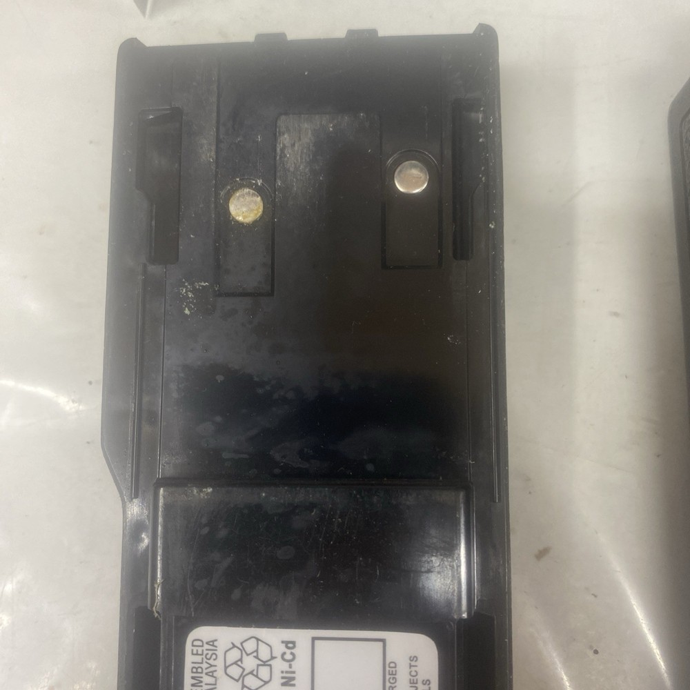 Motorola Model Number Radius P110 UHF Black Read Description