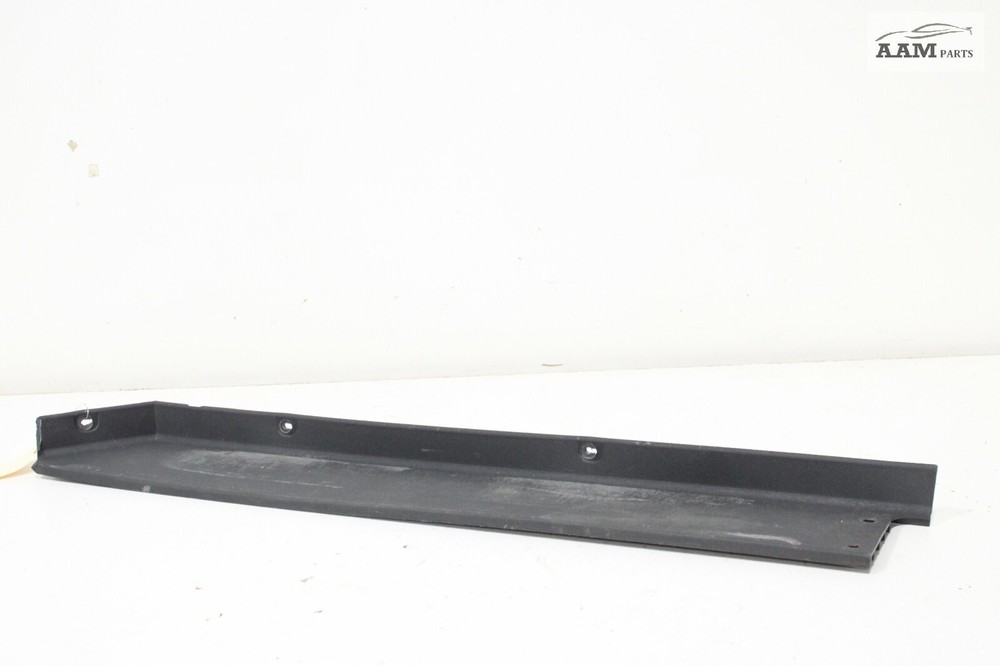 2018-2024 FREIGHTLINER CASCADIA REAR LEFT SIDE SLEEPER BLUNK PAN SUPPORT OEM