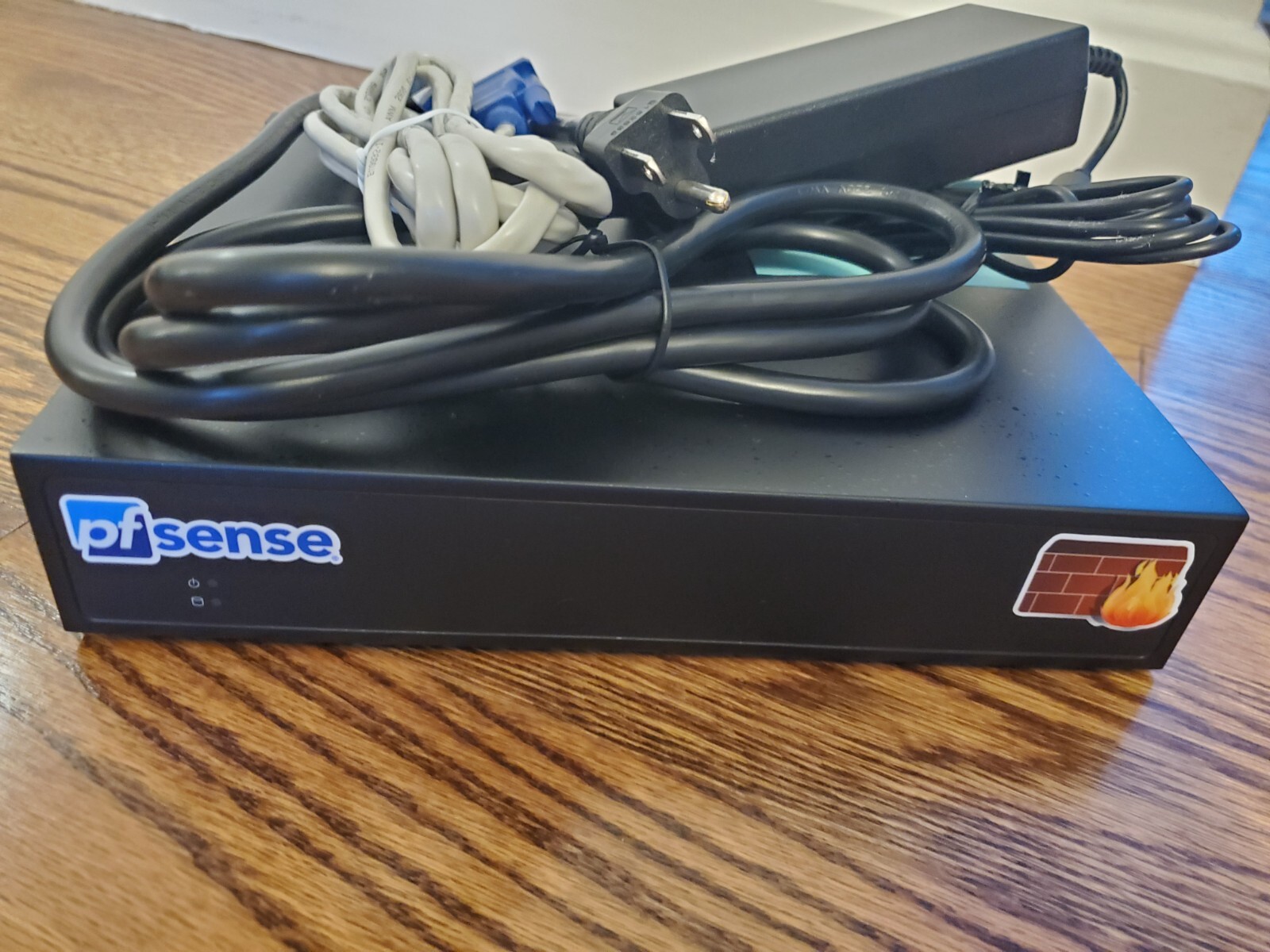 OPNsense, pfSense, Gigabit Firewall + Router + VPN, 16GB RAM, 120GB SSD, 6 Ports