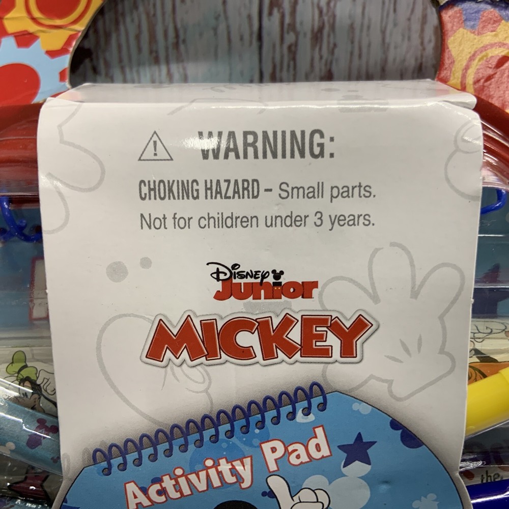 Disney Junior Mickey Mouse 33 Piece Activity Art set