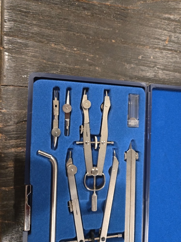 Alvin 129 B Drafting Set