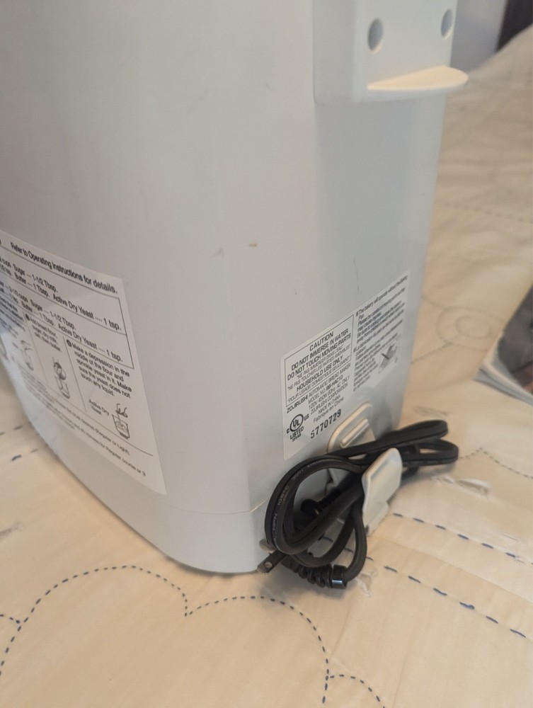 Zojirushi BB-HAC10 1 Pound Programmable Mini Breadmaker - Working - See Videos