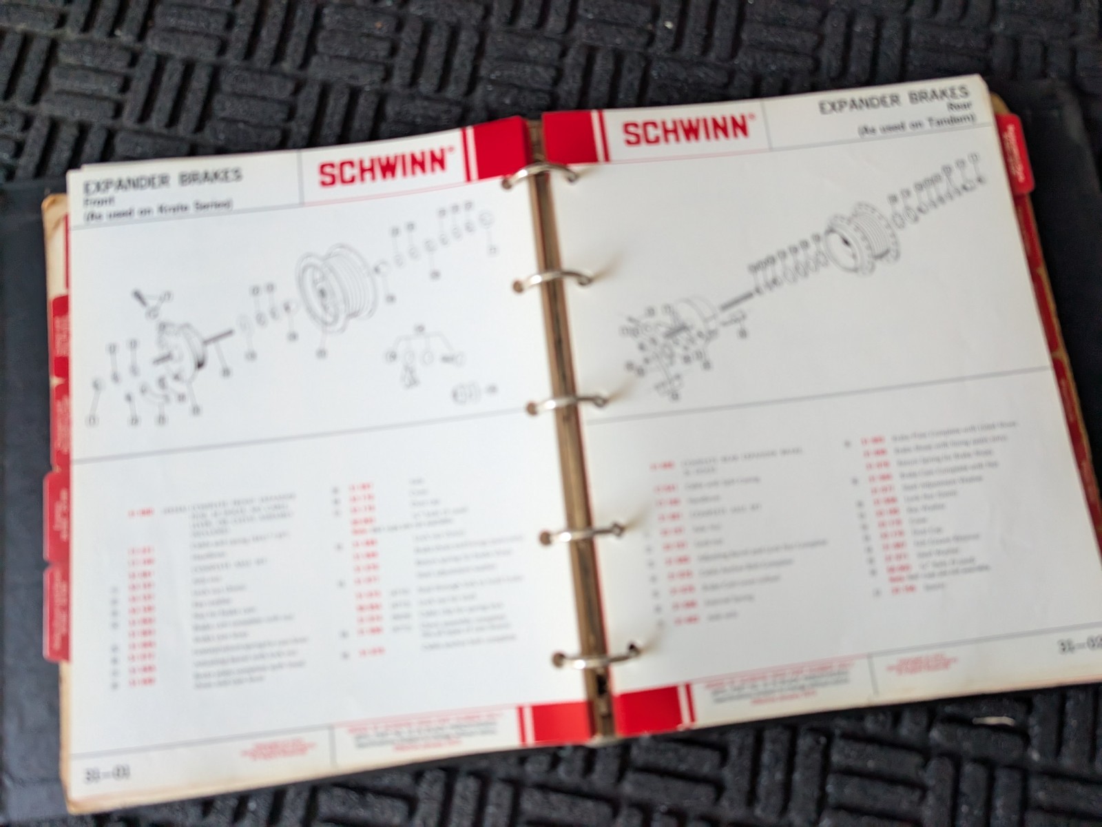 SCHWINN 1973 Bicycle Dealer Parts & Accessories Manual in Original Binder