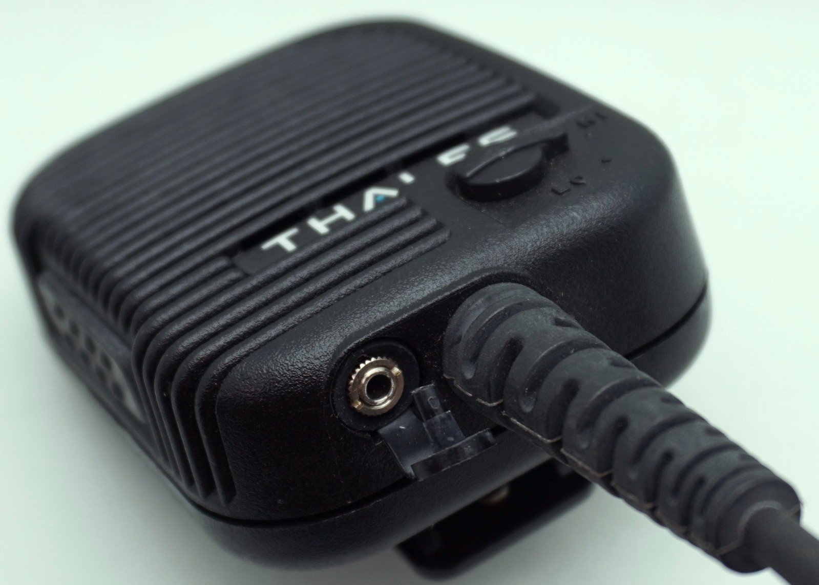 Thales PTT Radio Speaker Microphone Mic 23386 - 1600469-4 - 6-Pin