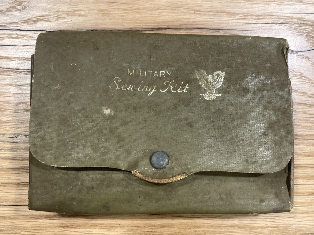 WW2 ERA US Army Sewing Kit Buttons Thread Thimble & Ribbons