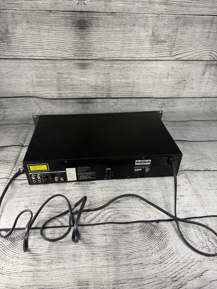 Sony CDR-W33 Professional CD Recorder READ DESCRIPTION