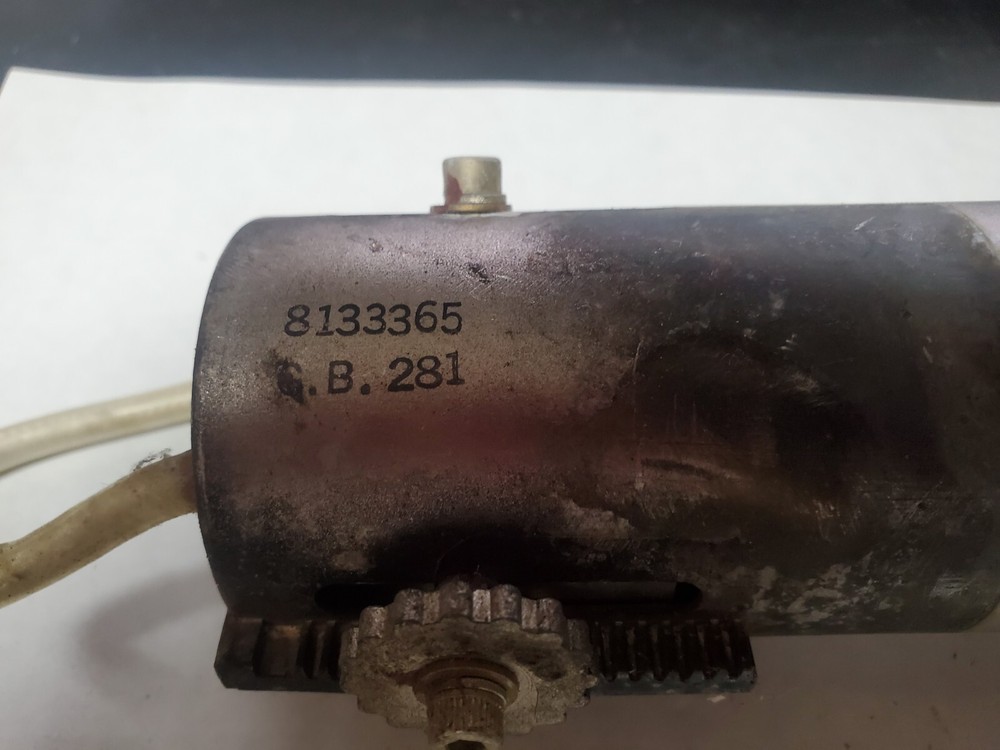 1960s US vintage UHF missile transmitter part with JHS-5876-triode (NG) 8133365