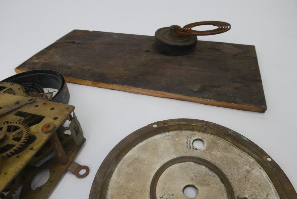 Broken Brass Unknown Maker Gears Clock Parts Panel Face Movement