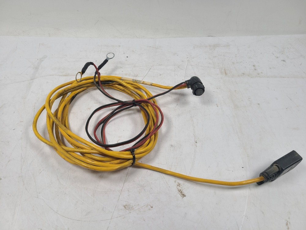 Trimble AG GPS Receiver Standard Power cable / Data Cable (30945 REV A)