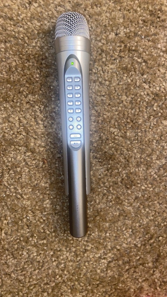 magic sing et18k Used Single Silver Microphone Works Microphone Only