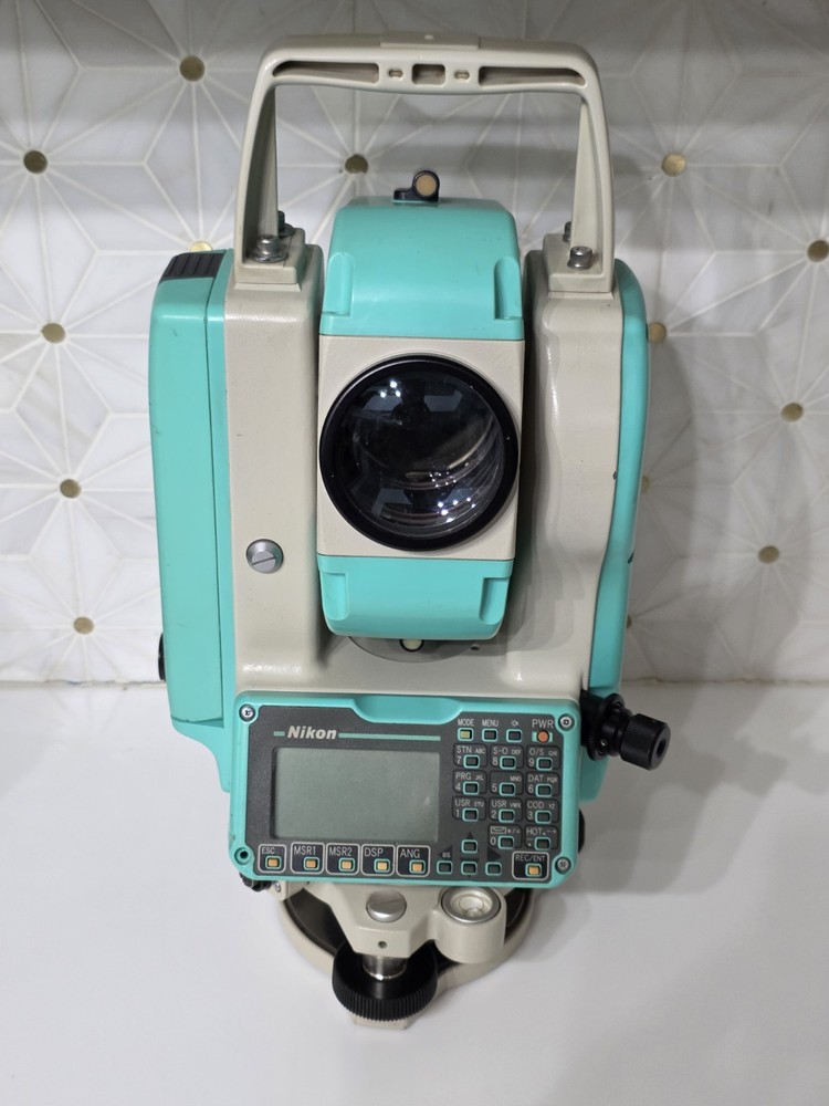 NIKON NPL-352 UNTESTED
