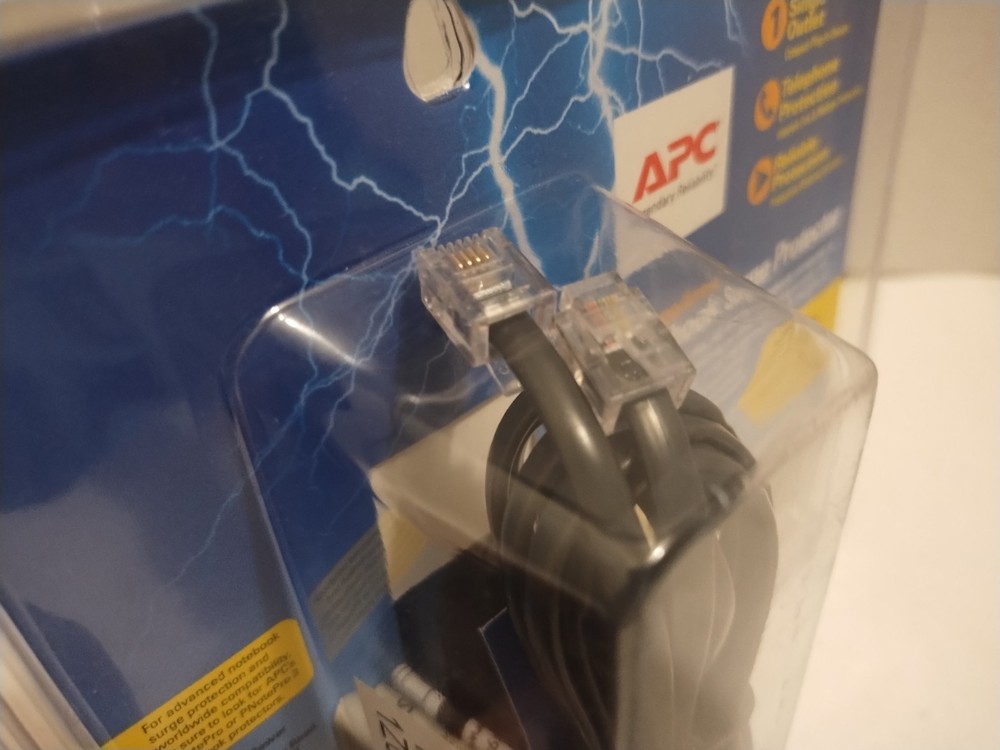 APC Surge Arrest Notebook Surge Protector