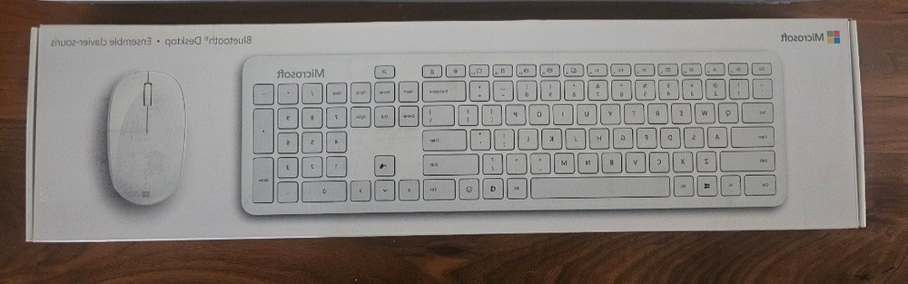 NEW IN BOX Microsoft - Bluetooth Keyboard and Mouse Bundle