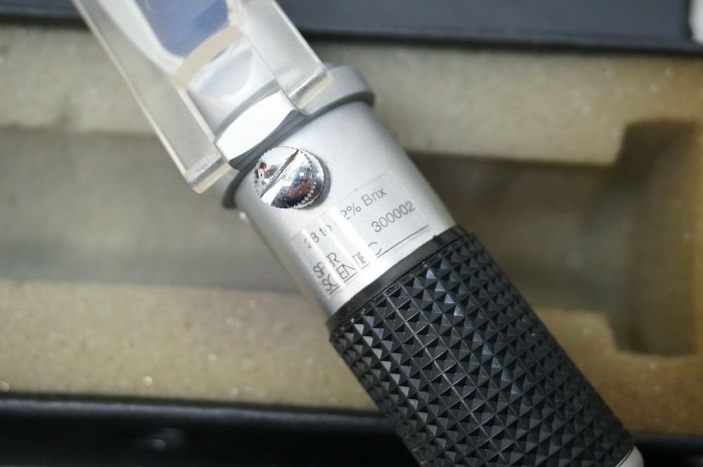 Sper Scientific sugar/brix Refractometer 28-62% Brix, 300002