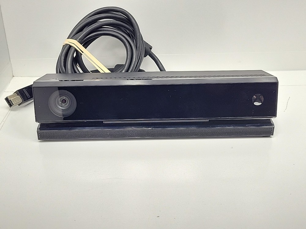 Microsoft Xbox One Kinect Camera Motion Sensor Bar Model 1520 No AC Adapter