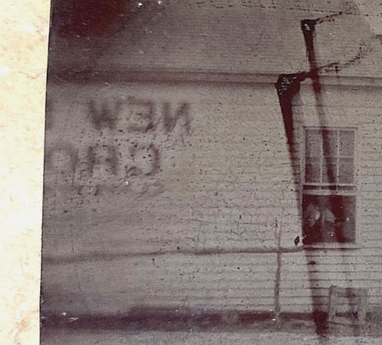 RARE! CIVIL WAR MAN w/ DOG AT NEW ENGLAND CHOWDER RESTAURANT - TINTYPE PHOTO