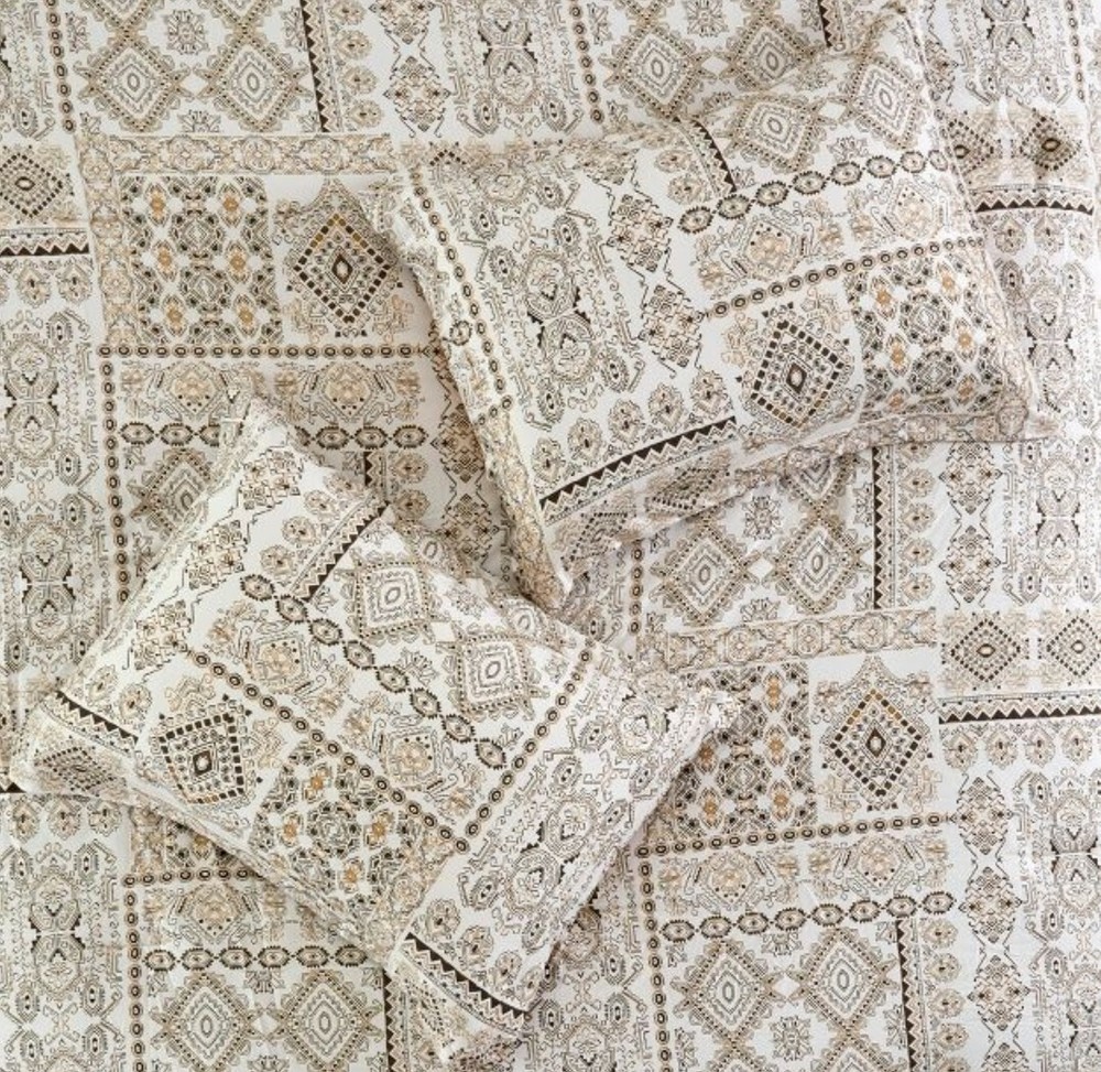 Modern Threads 6 Piece Printed Complete Bed Set Isla.