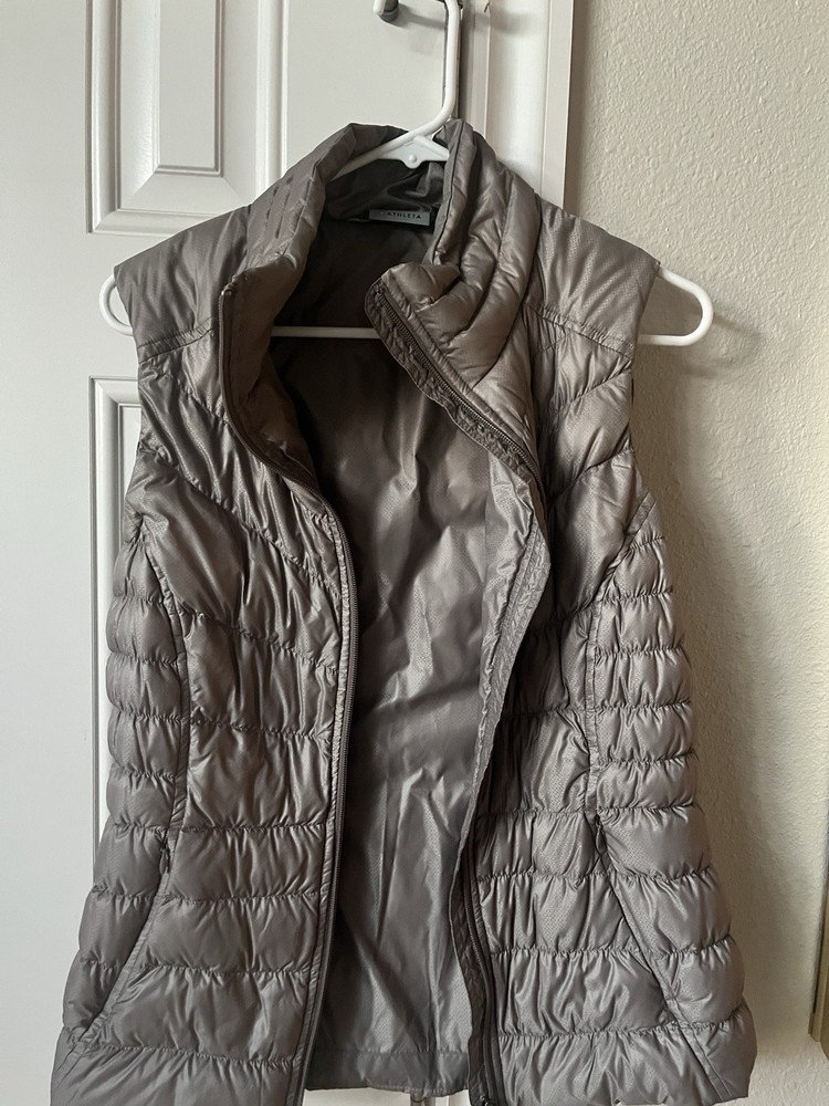Athleta Women's Puffer Vest