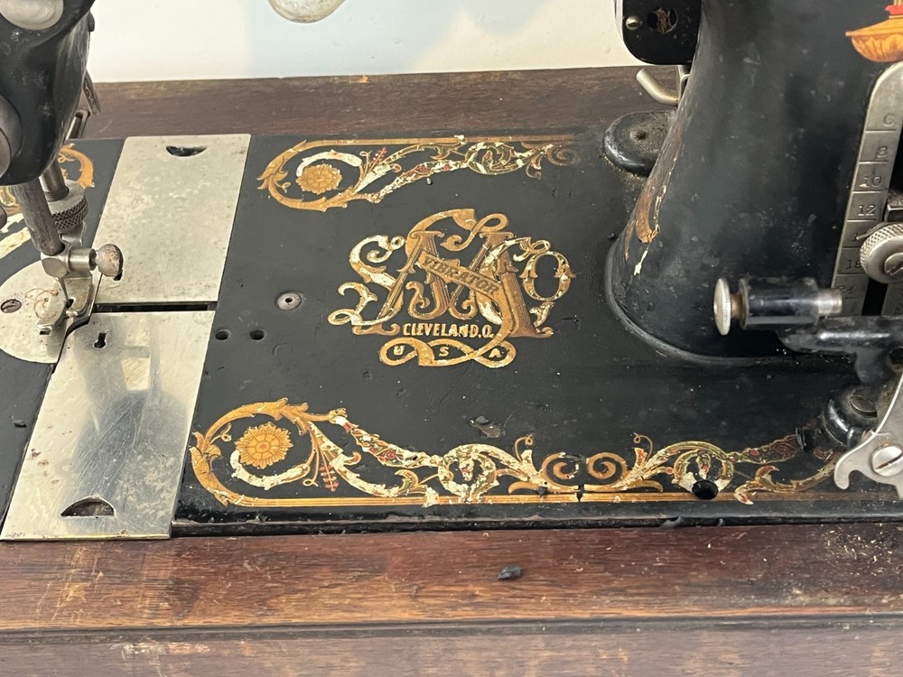 Antique ARLINGTON GEM Vibrating Shuttle Sewing Machine Treadle Head Controller C