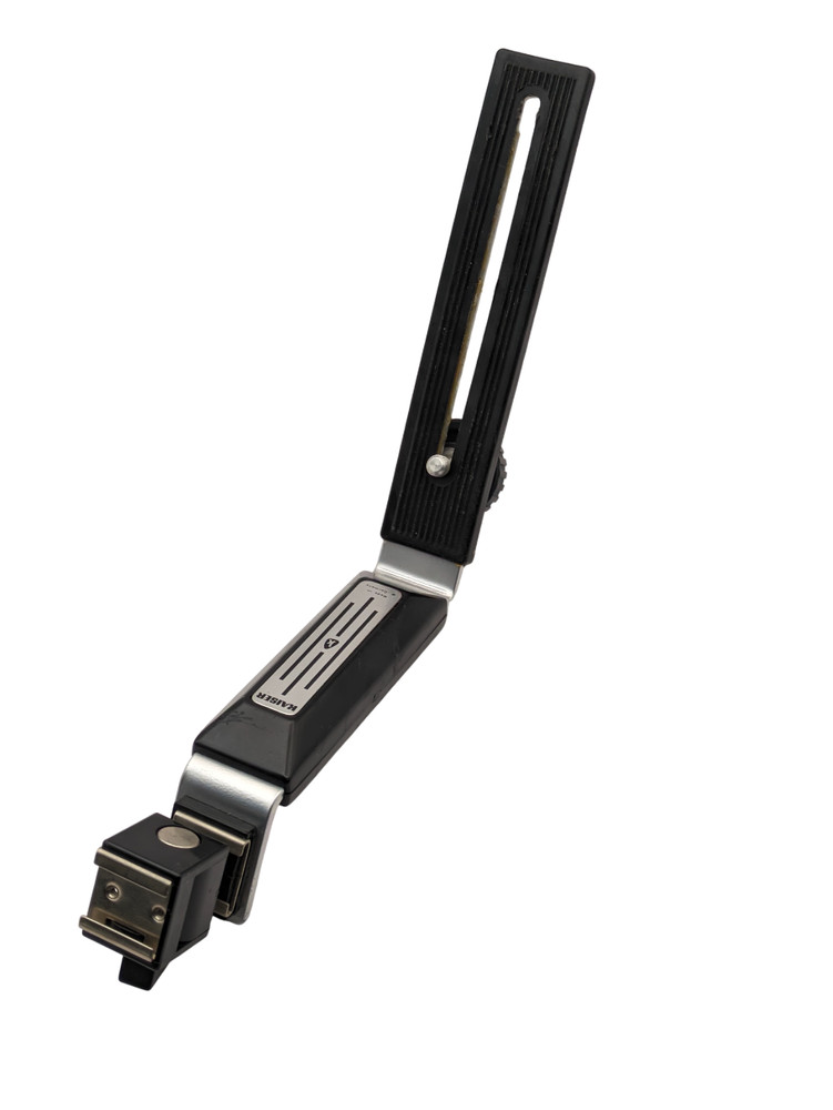 Kaiser Universal L Bracket with Slide Flash Stand