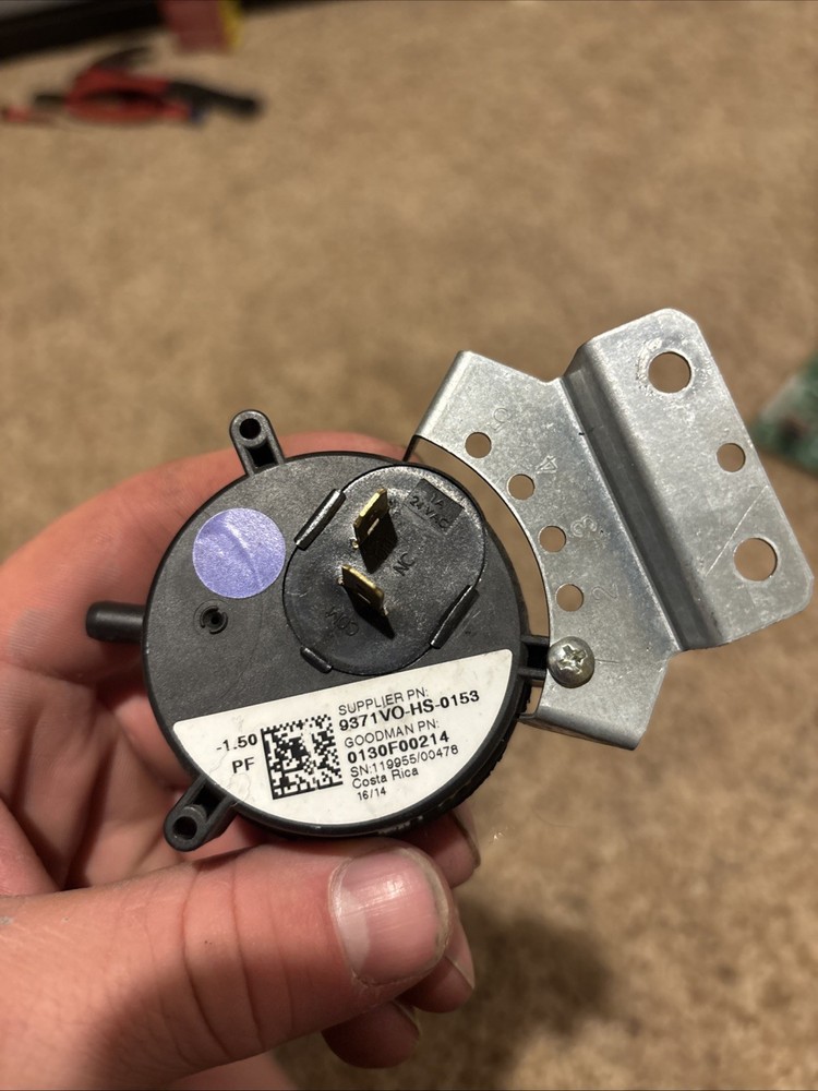 Goodman Pressure Switch 0130F00214 -1.50