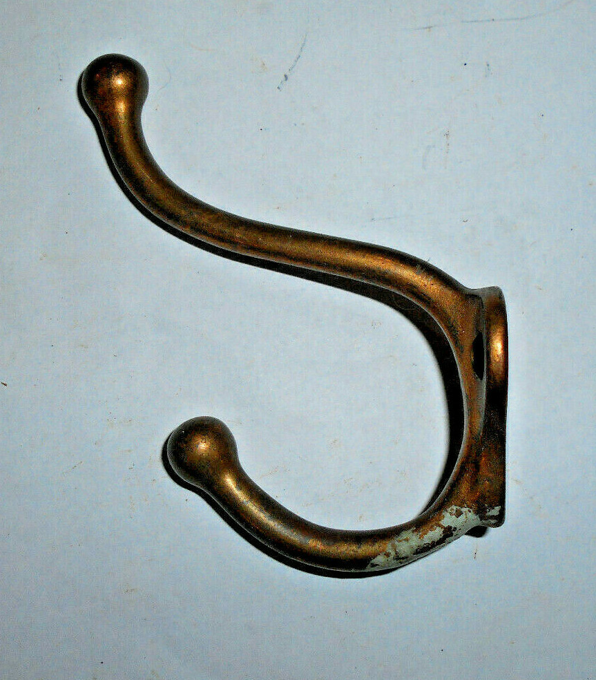 Vintage Cast Wall Mount Hook Coat / Hat Rack  (W3BxE)