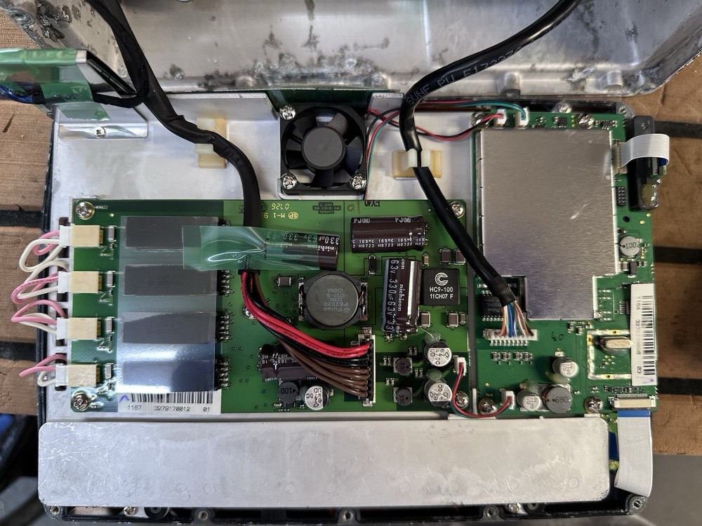Garmin GPSMAP 5208 Chartplotter Display As-Is - For Parts - Bad Screen